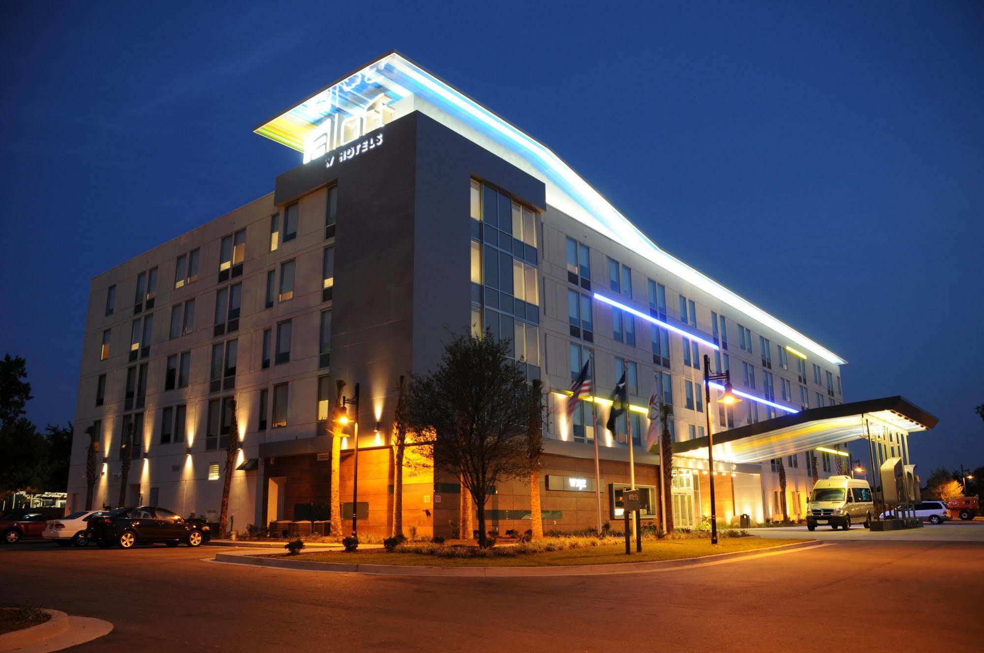 Aloft Buffalo Airport Cheektowaga Exterior photo